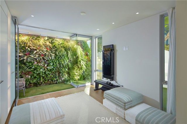 14 Lagunita Drive, Laguna Beach, CA 92651