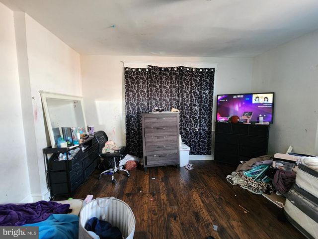 2514 OSWEGO AVE, Baltimore, MD 21215