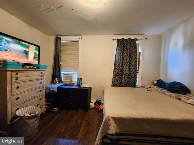2514 OSWEGO AVE, Baltimore, MD 21215