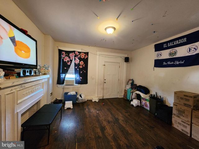 2514 OSWEGO AVE, Baltimore, MD 21215
