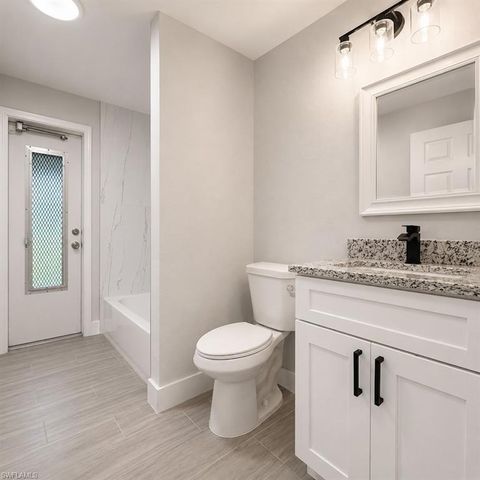 800 Willow DR, Lehigh Acres, FL 33936