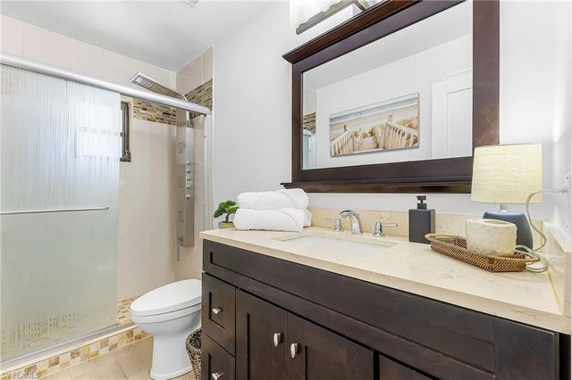 663 110th AVE N, Naples, FL 34108