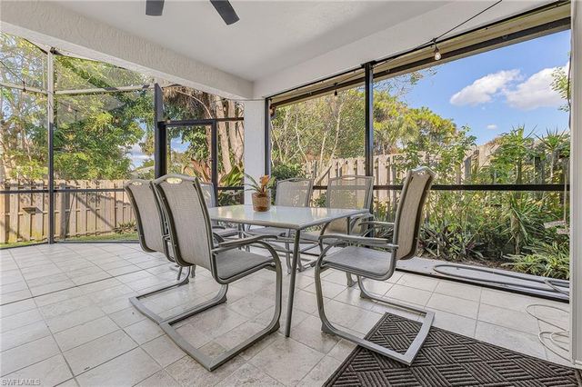 663 110th AVE N, Naples, FL 34108