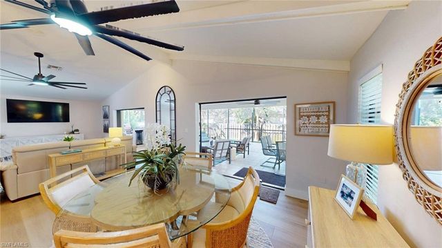 663 110th AVE N, Naples, FL 34108