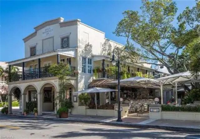 663 110th AVE N, Naples, FL 34108