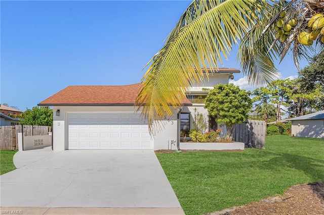 663 110th AVE N, Naples, FL 34108