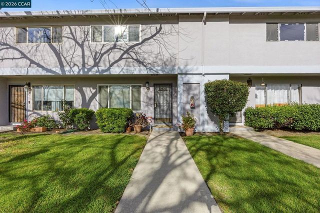 3828 Willow Pass Rd D, Concord, CA 94519