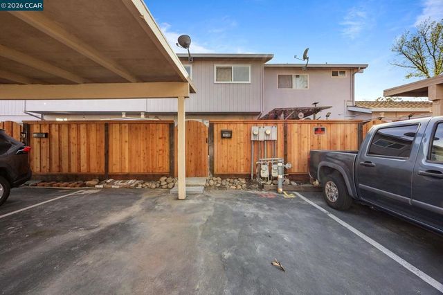 3828 Willow Pass Rd D, Concord, CA 94519