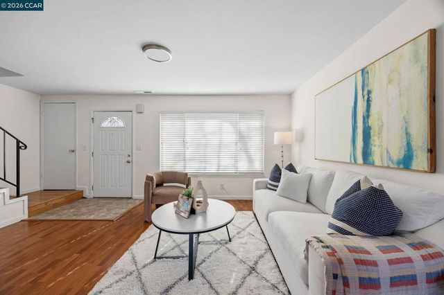 3828 Willow Pass Rd D, Concord, CA 94519