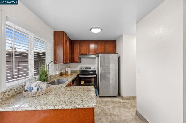 3828 Willow Pass Rd D, Concord, CA 94519