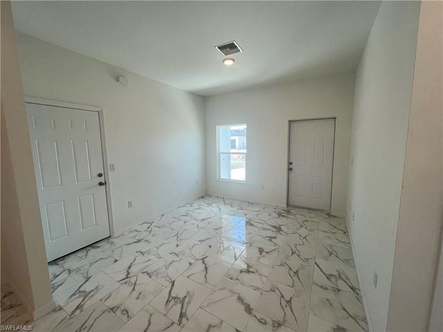 3012 3rd ST SW, Lehigh Acres, FL 33976
