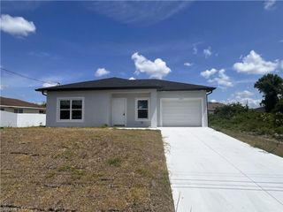 3012 3rd ST SW, Lehigh Acres, FL 33976