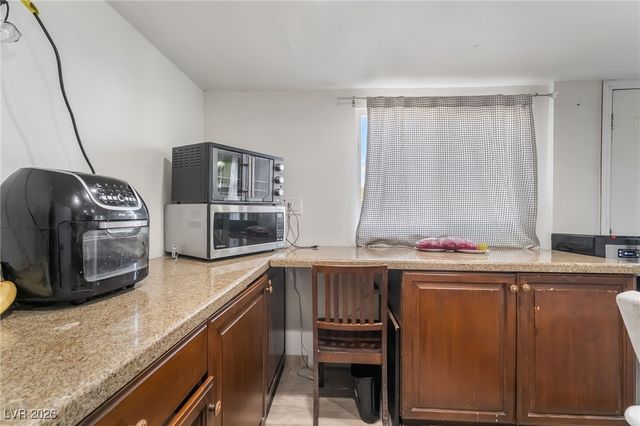 5547 Mountain Vista Street, Las Vegas, NV 89120