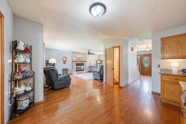 W6108 LONG COURT, Appleton, WI 54914