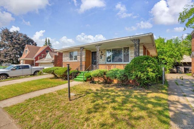 19155 Gallagher Street, Detroit, MI 48234