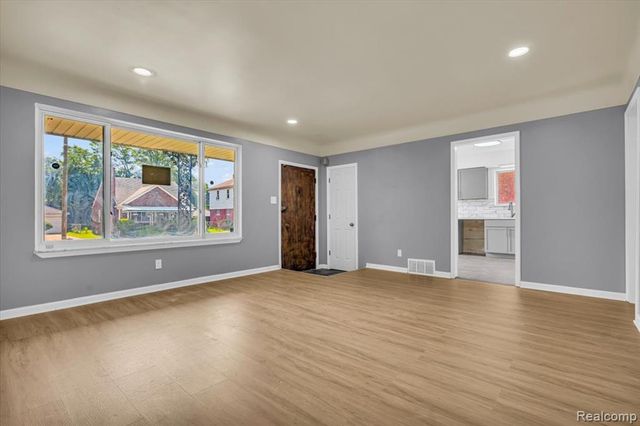 19155 Gallagher Street, Detroit, MI 48234