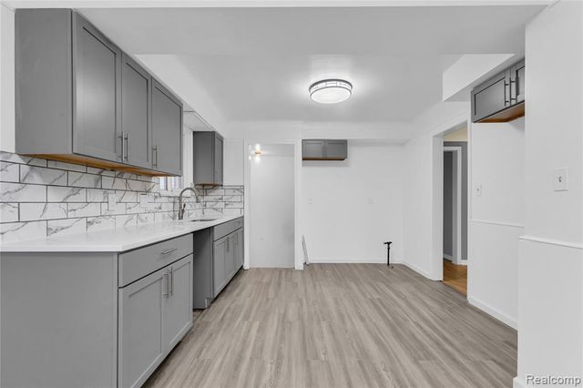 19155 Gallagher Street, Detroit, MI 48234