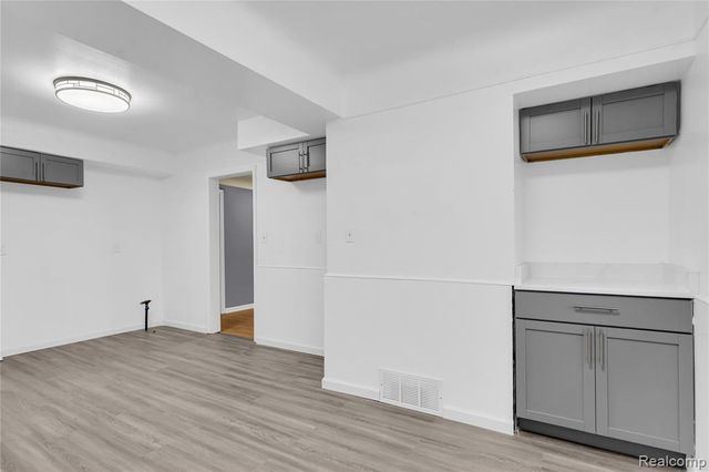 19155 Gallagher Street, Detroit, MI 48234