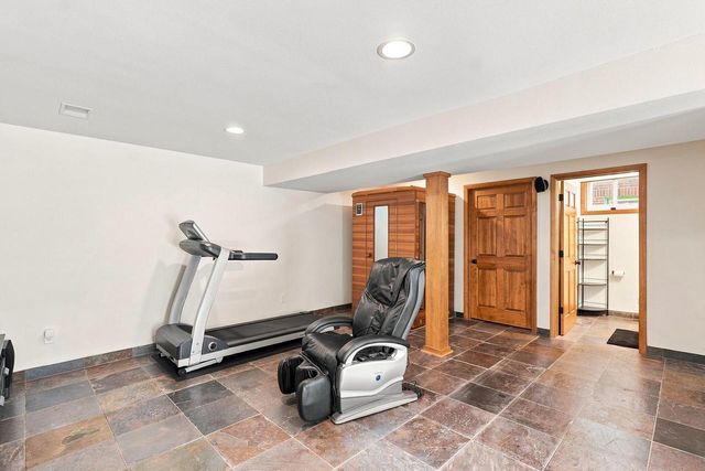 527 S 7th AVENUE, West Bend, WI 53095