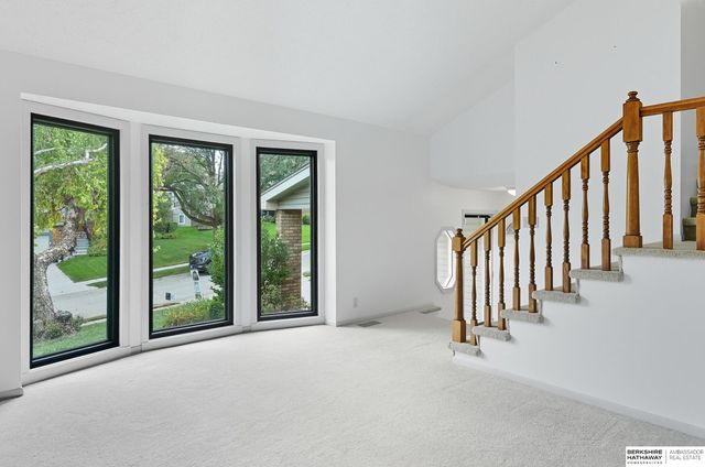 1130 N 153rd Avenue, Omaha, NE 68154