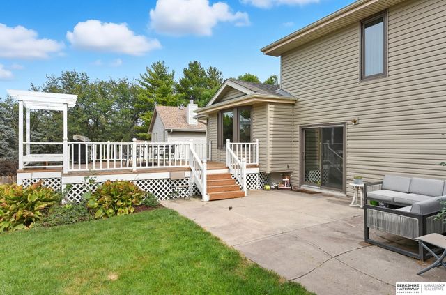 1130 N 153rd Avenue, Omaha, NE 68154