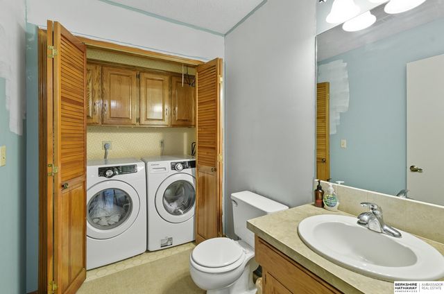 1130 N 153rd Avenue, Omaha, NE 68154