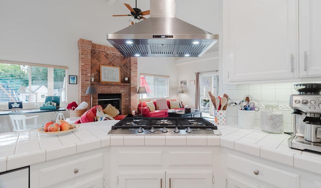 2296 Sailsbury Dr, El Dorado Hills, CA 95762