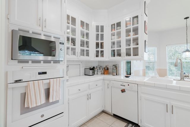 2296 Sailsbury Dr, El Dorado Hills, CA 95762