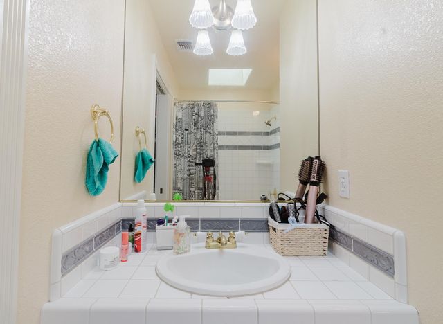 2296 Sailsbury Dr, El Dorado Hills, CA 95762