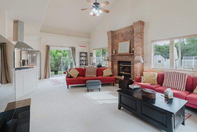 2296 Sailsbury Dr, El Dorado Hills, CA 95762