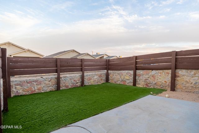 2032 Thomas Lackland Street, El Paso, TX 79938