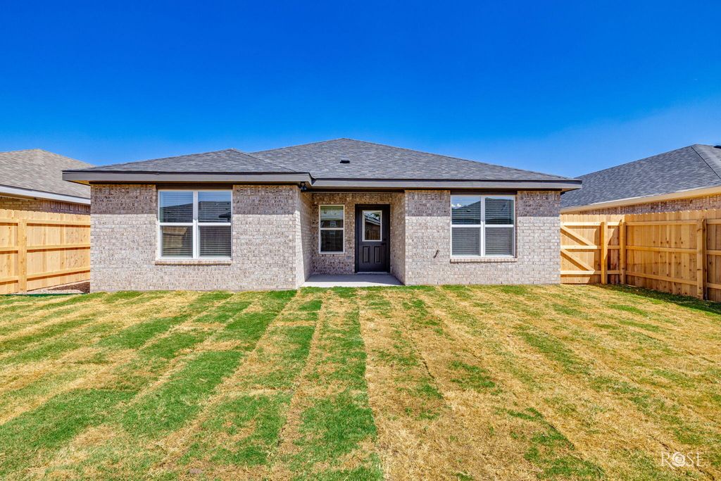 Image 18 of property listing at 6117 Mountain Forest Drive, San Angelo, TX 76904