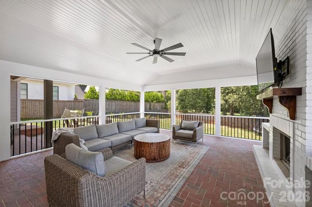 237 Hunter Lane, Charlotte, NC 28211