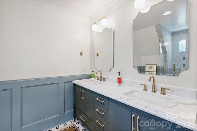 237 Hunter Lane, Charlotte, NC 28211