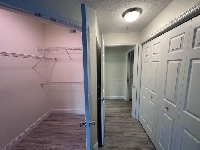 501 KNIGHTS RUN AVENUE 1223, Tampa, FL 33602