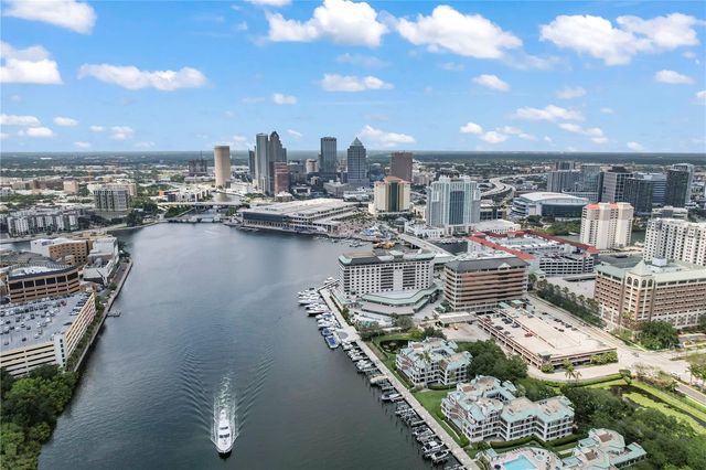 501 KNIGHTS RUN AVENUE 1223, Tampa, FL 33602