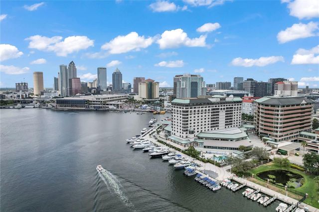 501 KNIGHTS RUN AVENUE 1223, Tampa, FL 33602