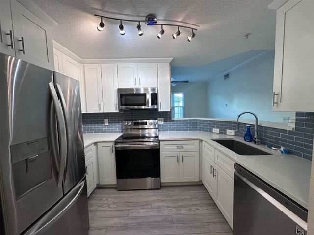 501 KNIGHTS RUN AVENUE 1223, Tampa, FL 33602