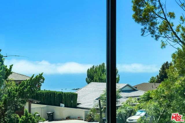 3144 Alta Laguna Boulevard, Laguna Beach, CA 92651