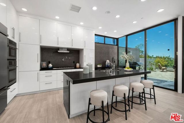 3144 Alta Laguna Boulevard, Laguna Beach, CA 92651