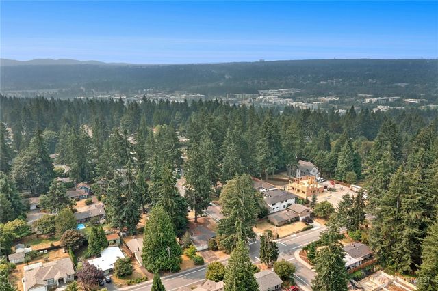 17103 NE 95th Street, Redmond, WA 98052