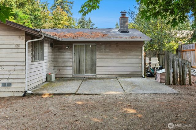17103 NE 95th Street, Redmond, WA 98052