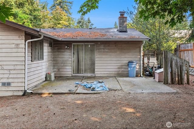 17103 NE 95th Street, Redmond, WA 98052
