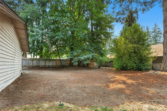 17103 NE 95th Street, Redmond, WA 98052