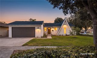 1922 W Flora Street, Santa Ana, CA 92704
