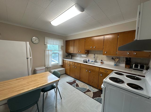667 Homewood Avenue 2, Highland Park, IL 60035