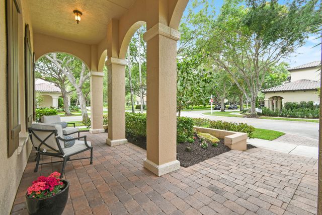 111 Bilboa Drive, Jupiter, FL 33458