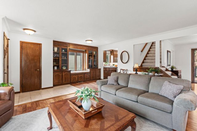 4102 Grimes Avenue S, Edina, MN 55416