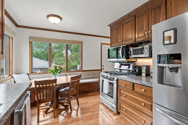 4102 Grimes Avenue S, Edina, MN 55416