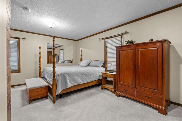 4102 Grimes Avenue S, Edina, MN 55416